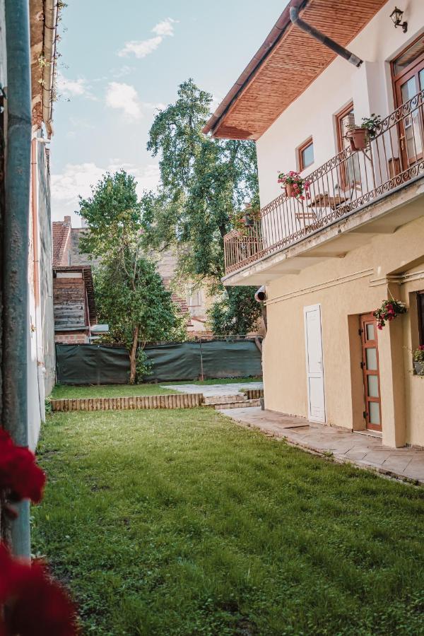 Central Garden Apartments Braşov Exterior foto