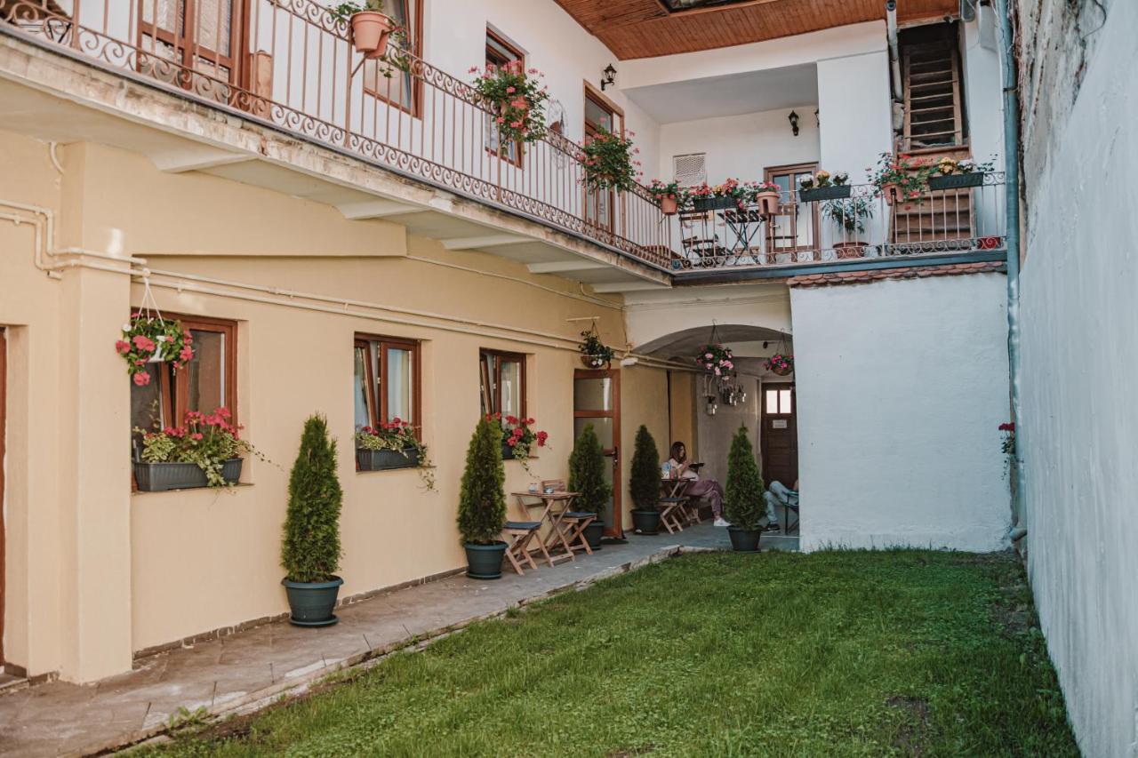 Central Garden Apartments Braşov Exterior foto
